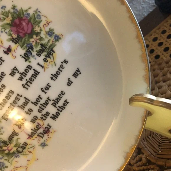 Vintage Mother Porcelain Plate w/Roses and Gold Trim - Picture 5 of 10